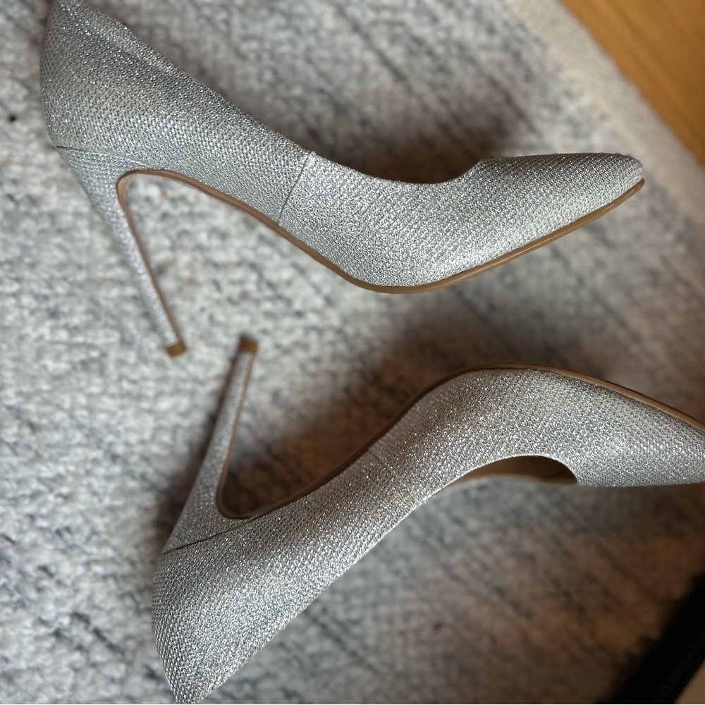 IDIFU Women’s Silver Glitter Formal Stiletto Heels Office Wedding - Picture 10 of 11